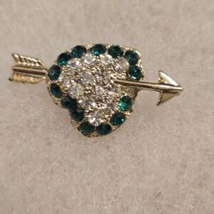 Gold and Green Arrow Heart Brooch